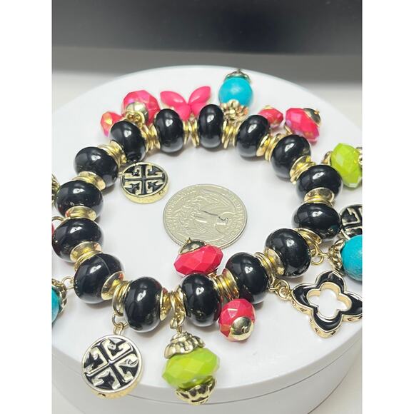 Chic Black & Gold Charm Strectch Bracelet with Maltese Cross & Quatrefoil Charms - Picture 5 of 9